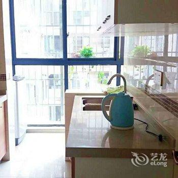 峨眉山市爱e家酒店式家庭公寓(食为天美食街店)酒店提供图片