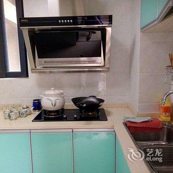 峨眉山市爱e家酒店式家庭公寓(食为天美食街店)酒店提供图片