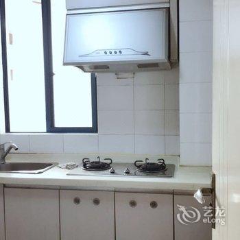 重庆乐乎居解放碑核心商圈旁楼下双地铁普通公寓酒店提供图片