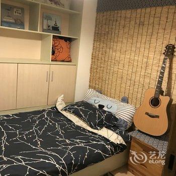 重庆乐乎居解放碑核心商圈旁楼下双地铁普通公寓酒店提供图片