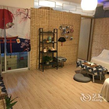 重庆乐乎居解放碑核心商圈旁楼下双地铁普通公寓酒店提供图片