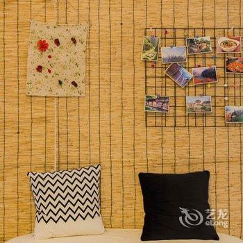 重庆乐乎居解放碑核心商圈旁楼下双地铁普通公寓酒店提供图片