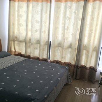 重庆乐乎居解放碑核心商圈旁楼下双地铁普通公寓酒店提供图片