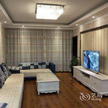 营口精装三室家庭日租房普通公寓酒店提供图片