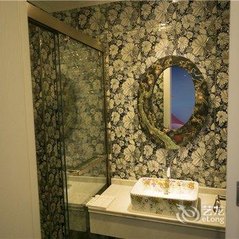 西安钟楼浅时光情侣情趣主题酒店(通化门地铁站店)酒店提供图片