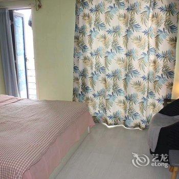 成都诗与胡说复式(分店)酒店提供图片