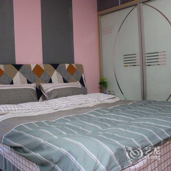 成都诗与胡说复式(分店)酒店提供图片