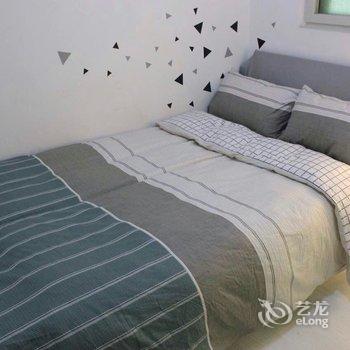 成都诗与胡说复式(分店)酒店提供图片