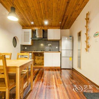 上海斑斓·家静安普通公寓(陕西北路店)酒店提供图片