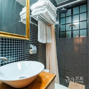 上海斑斓·家静安普通公寓(陕西北路店)酒店提供图片