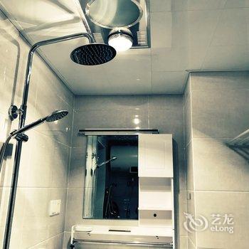 重庆邂舍民宿(南北大道店)酒店提供图片