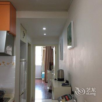 上海清新文艺青年之家普通公寓(水城路店)酒店提供图片