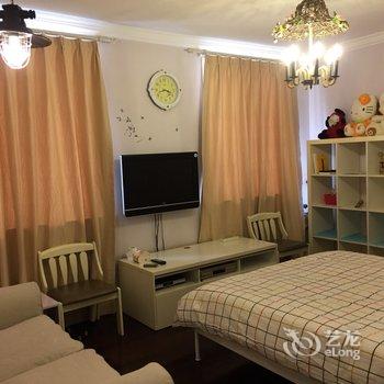 上海清新文艺青年之家普通公寓(水城路店)酒店提供图片