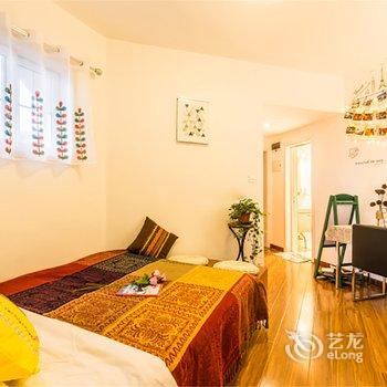 重庆modern times 三居含接机普通公寓酒店提供图片