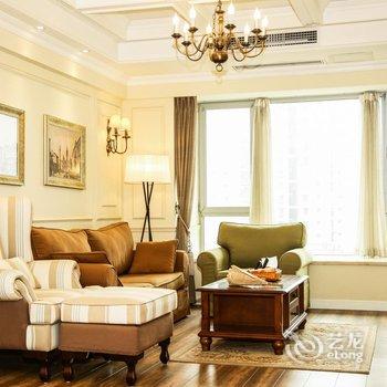 重庆西宅解放碑地铁上豪装超大两居室高档公寓酒店提供图片