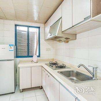 重庆一米阳光浪漫江景房普通公寓酒店提供图片