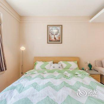 重庆一米阳光浪漫江景房普通公寓酒店提供图片