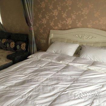 重庆一米阳光浪漫江景房普通公寓酒店提供图片