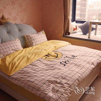 重庆一米阳光浪漫江景房普通公寓酒店提供图片