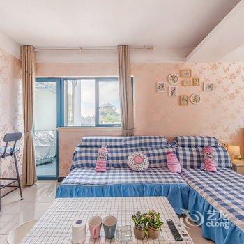 重庆一米阳光浪漫江景房普通公寓酒店提供图片