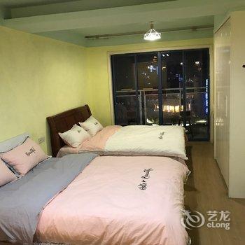 重庆一米阳光浪漫江景房普通公寓酒店提供图片