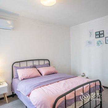 重庆一米阳光浪漫江景房普通公寓酒店提供图片