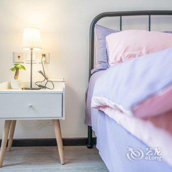 重庆一米阳光浪漫江景房普通公寓酒店提供图片