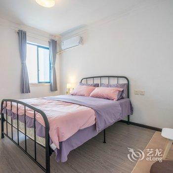 重庆一米阳光浪漫江景房普通公寓酒店提供图片