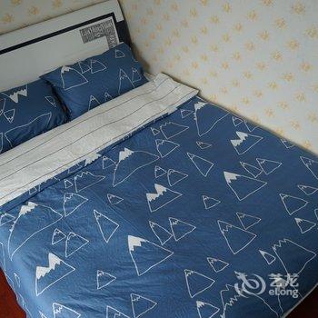 重庆一米阳光浪漫江景房普通公寓酒店提供图片