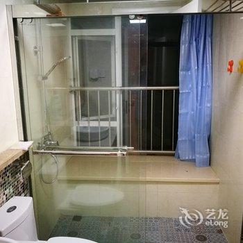 广州体验住在广州塔边上的大三房普通公寓酒店提供图片