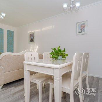 成都觅一小榻度假公寓酒店提供图片