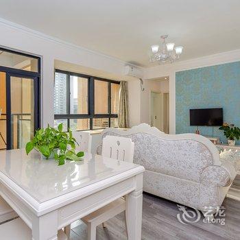 成都觅一小榻度假公寓酒店提供图片