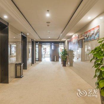 重庆斯维登服务公寓(北环冉家坝石子山公园店)酒店提供图片