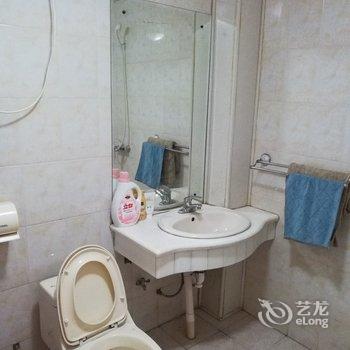 青岛出门就是海整天浪普通公寓酒店提供图片