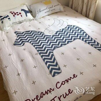 青岛出门就是海整天浪普通公寓酒店提供图片