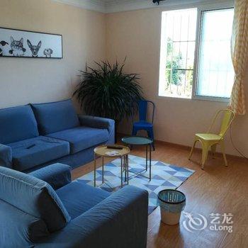 青岛出门就是海整天浪普通公寓酒店提供图片