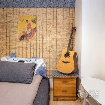 重庆乐乎居解放碑核心商圈旁楼下双地铁普通公寓酒店提供图片