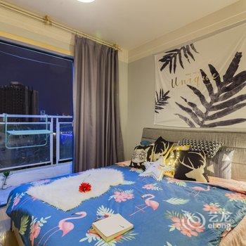 重庆乐乎居解放碑核心商圈旁楼下双地铁普通公寓酒店提供图片