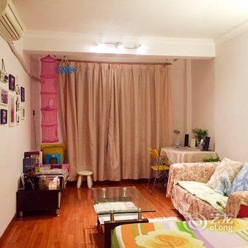 上海小盒子公寓(福州路分店)酒店提供图片