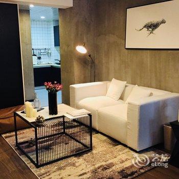 重庆杨旭旭普通公寓酒店提供图片