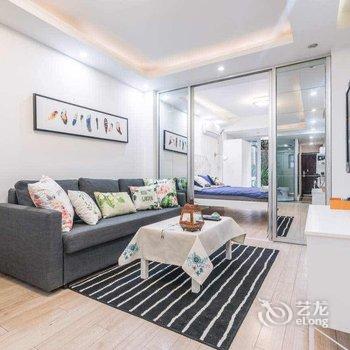 上海Jake陈的屋～上海公寓(镇宁路分店)酒店提供图片
