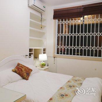 南宁南宁这里是糖糖普通公寓(凤凰岭路店)酒店提供图片