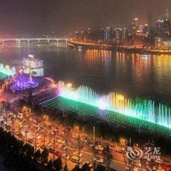 重庆重庆温馨复式花园公寓(九点利时尚街店)酒店提供图片