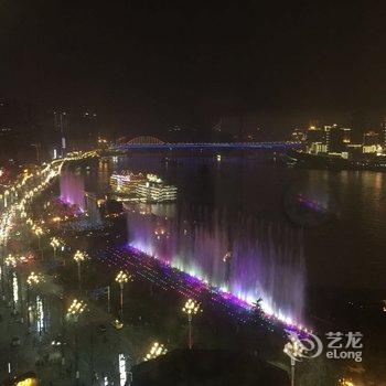 重庆重庆温馨复式花园公寓(九点利时尚街店)酒店提供图片