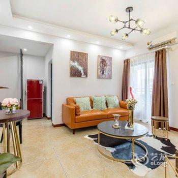 重庆素兰Home公寓(金龙路分店)酒店提供图片