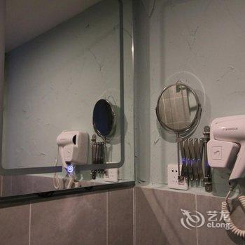 重庆自在江景艺术客栈酒店提供图片