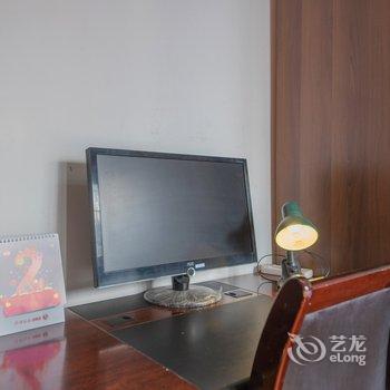 重庆解放碑安静小区家居2房普通公寓酒店提供图片