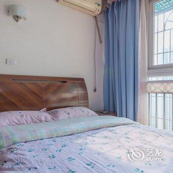 重庆解放碑安静小区家居2房普通公寓酒店提供图片