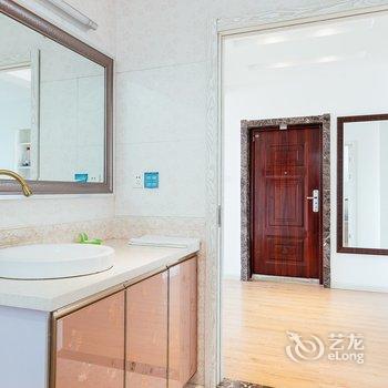 丹东新鸭绿江大桥江景房普通公寓酒店提供图片