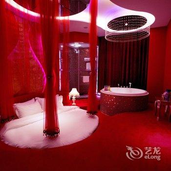 天鹅恋情侣主题酒店(西安小寨店)酒店提供图片